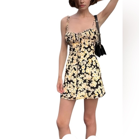 Commense Sweetheart Neckline Daisy Printed Floral Short Dress in Black Size S - Picture 2 of 11